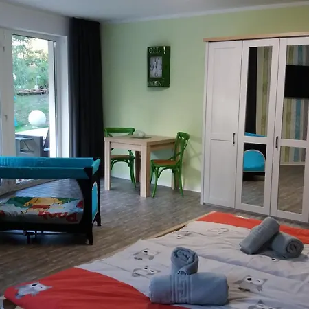 Kama Ferienhaeuser Haus Karola בית נופש