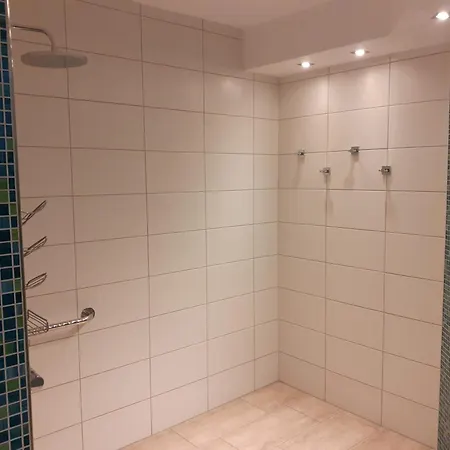 בית נופש Kama Ferienhaeuser Haus Karola ונדיש ריץ