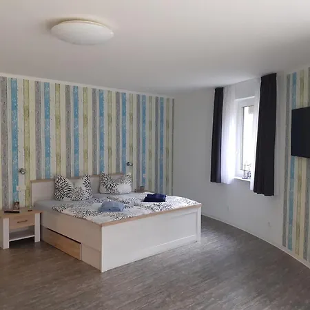 Kama Ferienhaeuser Haus Karola בית נופש *