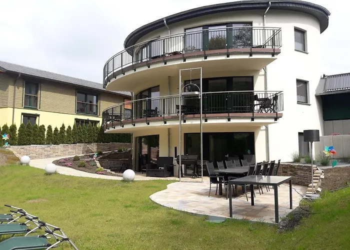 Kama Ferienhaeuser Haus Karola *